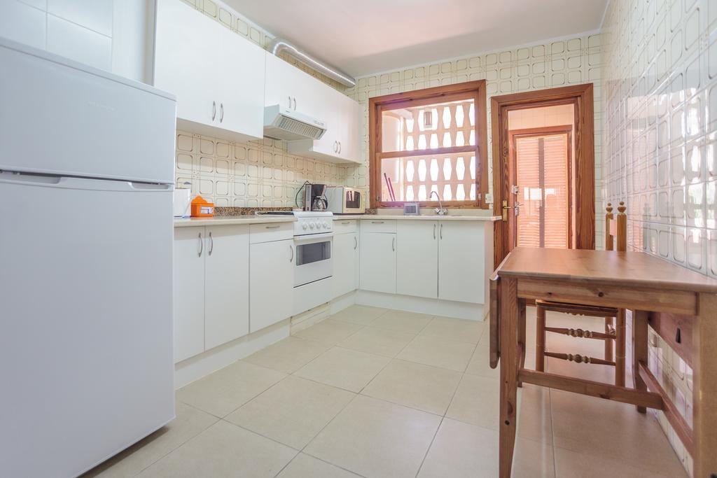 Apartamentos Obrador Colonia de Sant Jordi Room photo